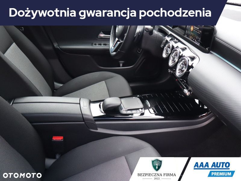 Mercedes-Benz CLA - 10