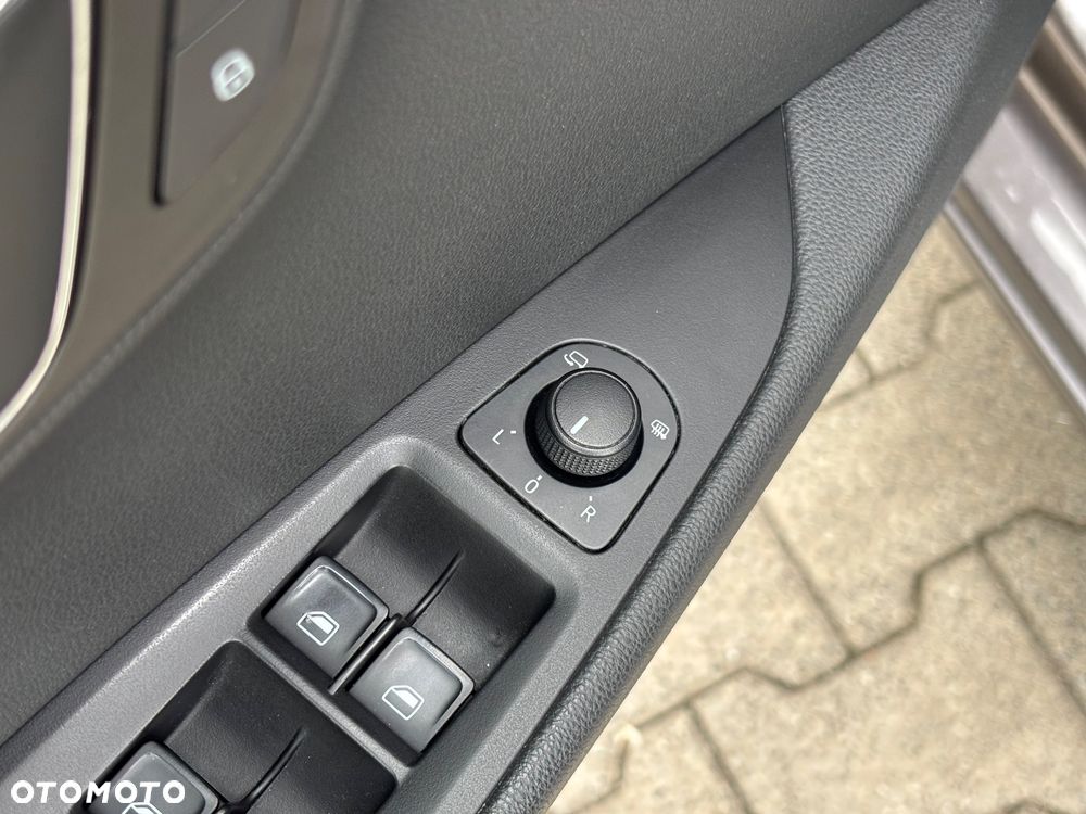 Seat Leon 1.6 TDI Style - 12