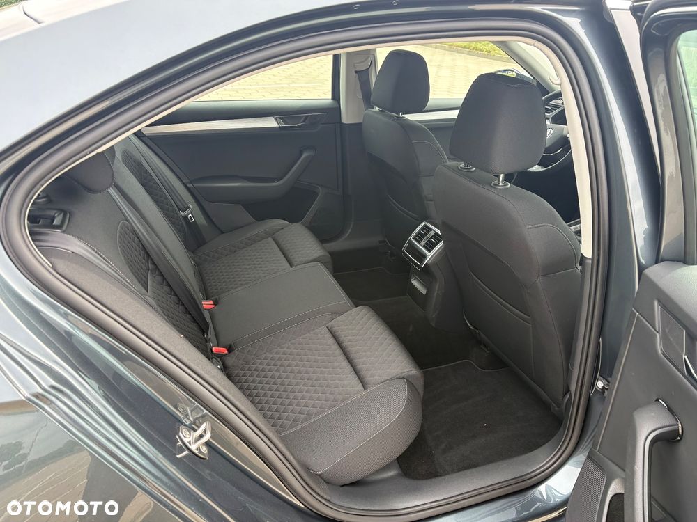 Skoda Superb 1.5 TSI Ambition - 14