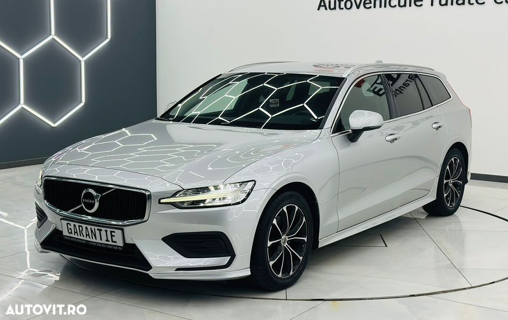 Volvo V60 D4 Momentum Pro - 1