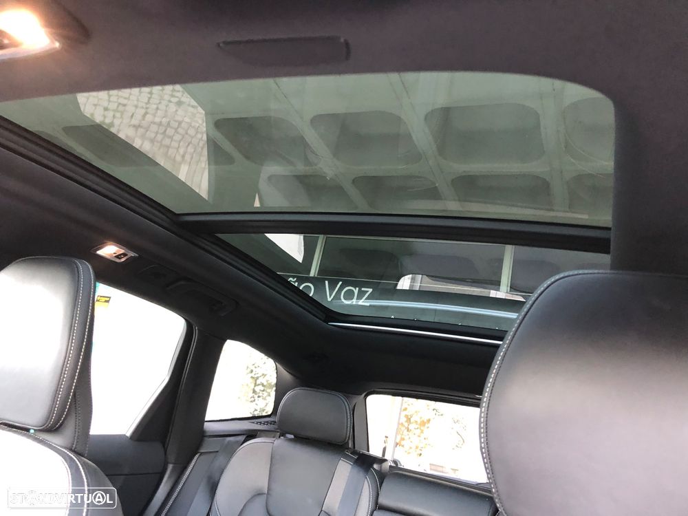 Volvo XC 60 2.0 T6 PHEV R-Design AWD - 15