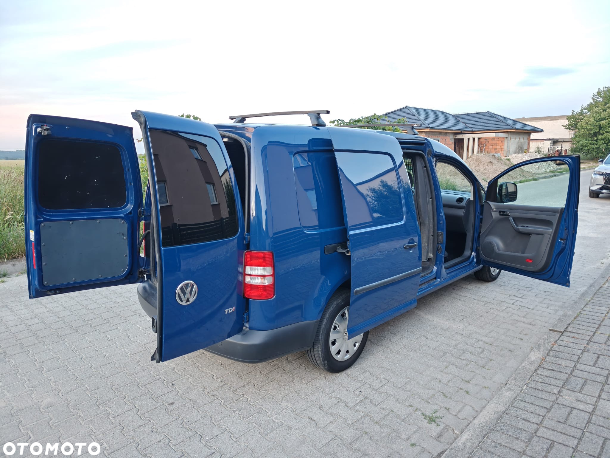Volkswagen Caddy - 5