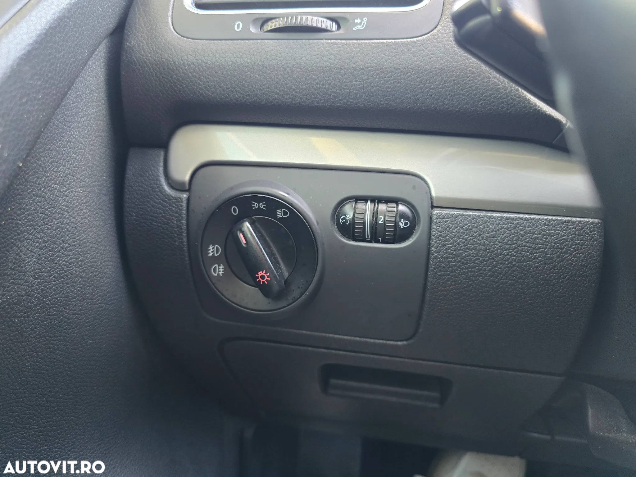 Volkswagen Golf - 18