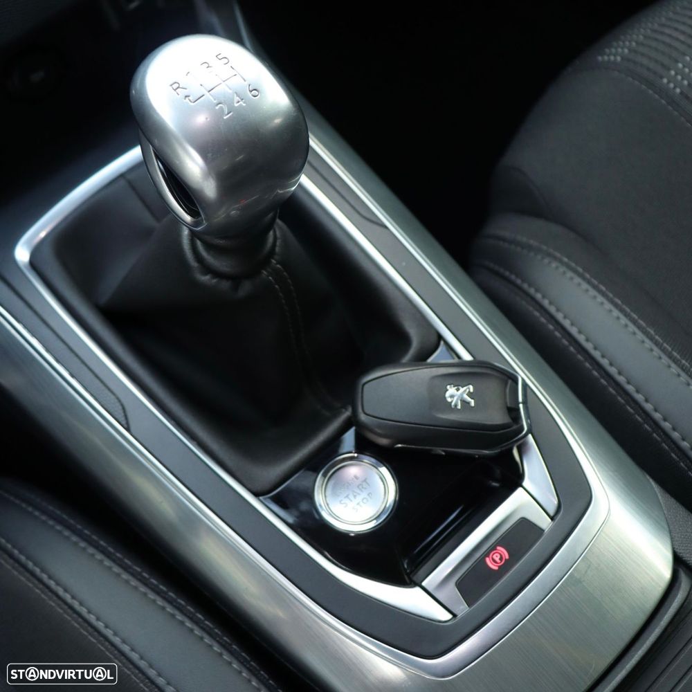 Peugeot 308 SW 1.5 BlueHDi Allure Pack - 19