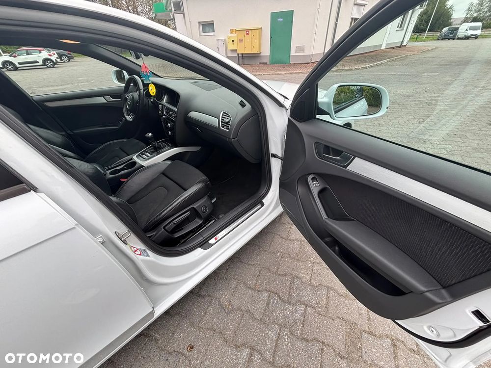 Audi A4 Avant 2.0 TDI DPF S line Sportpaket - 19