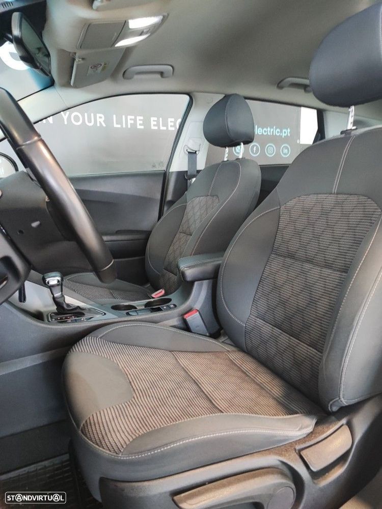 Kia Niro 1.6 GDi PHEV - 6