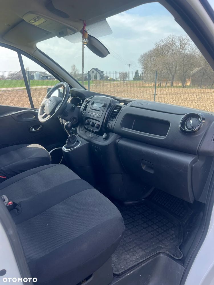 Opel VIVARO - 9
