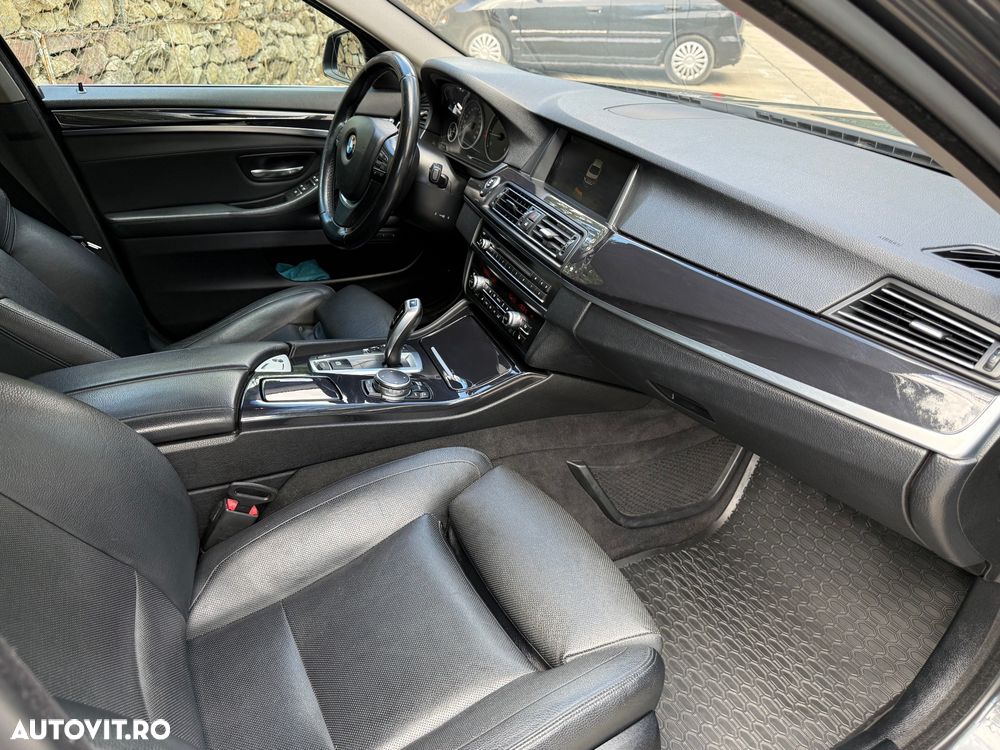 BMW Seria 5 520d Aut. - 15
