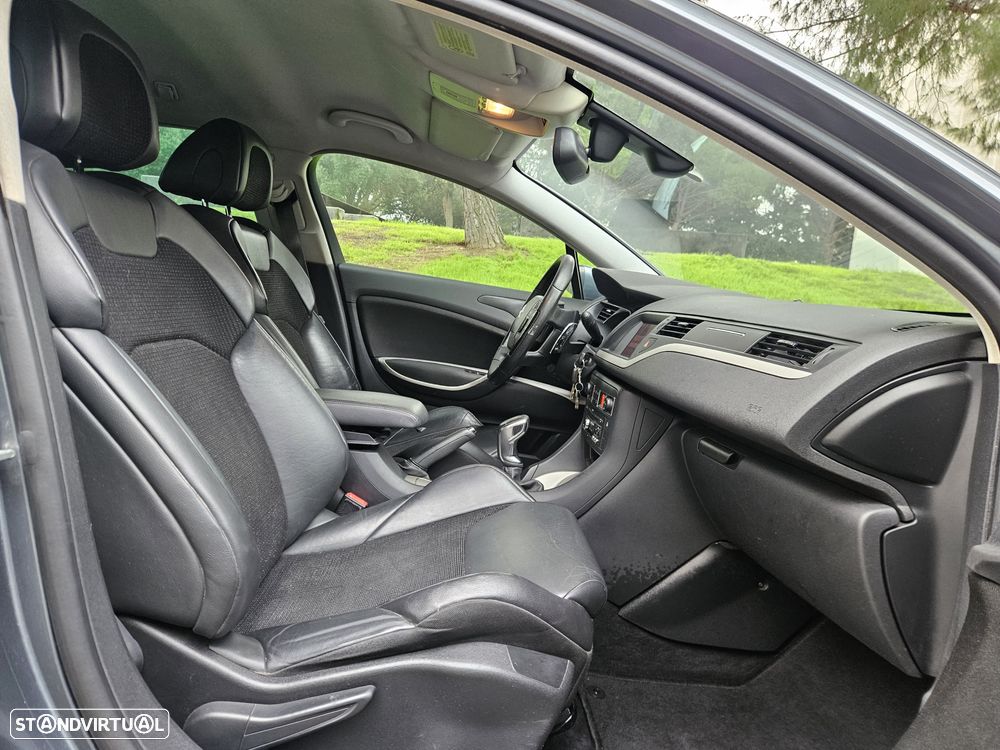 Citroën C5 Tourer 1.6 e-HDi Séduction Air.CMP6 - 4
