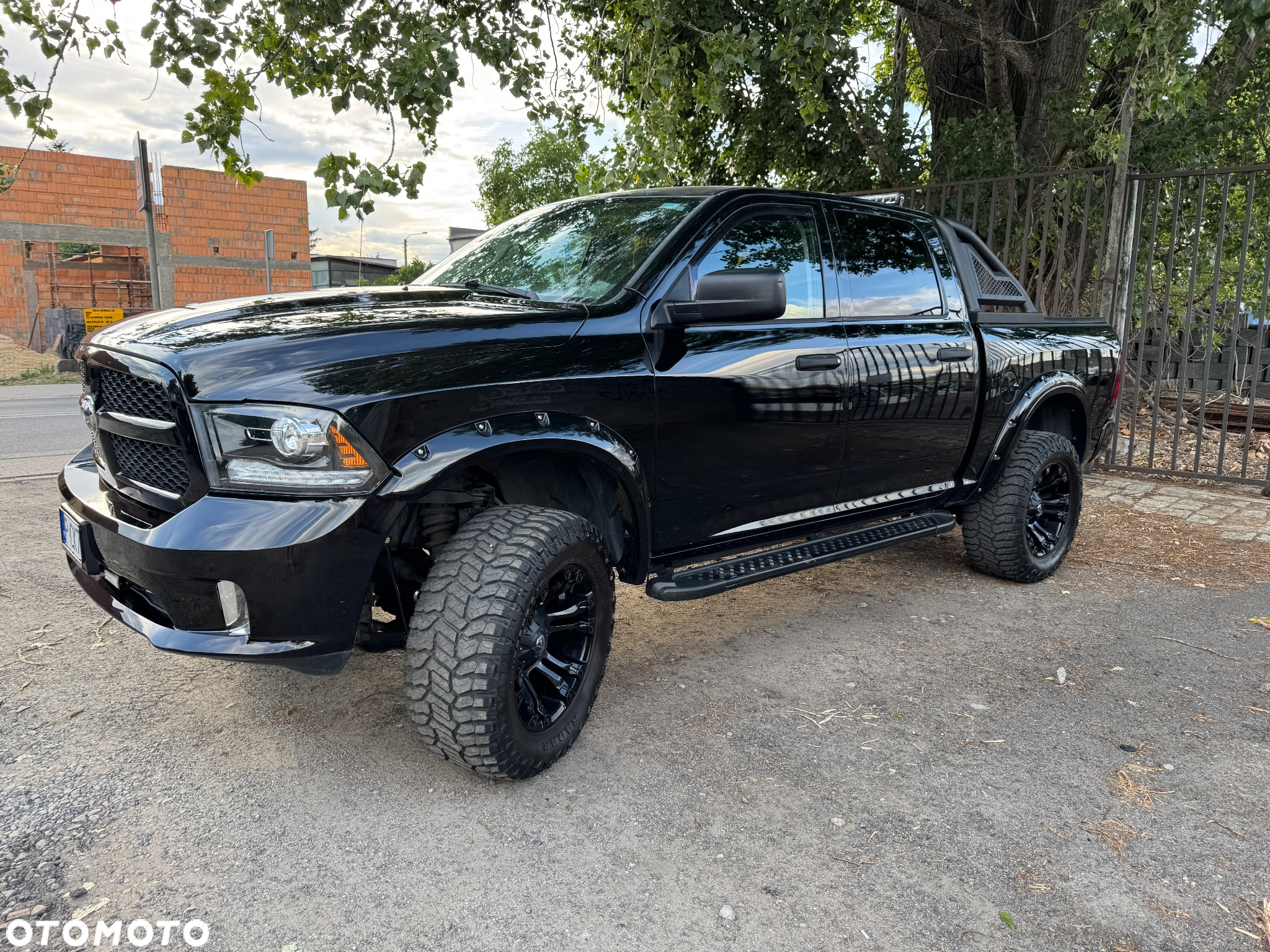 Dodge RAM 1500 5.7 4x4 - 4