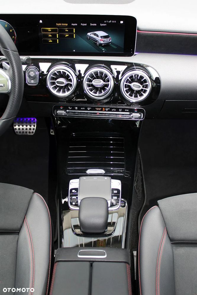 Mercedes-Benz Klasa A 200 AMG Line 7G-DCT - 19