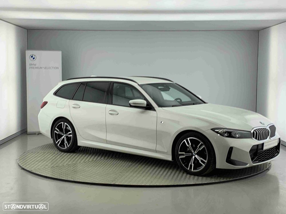 BMW 320 d Touring Pack Desportivo M Auto - 1