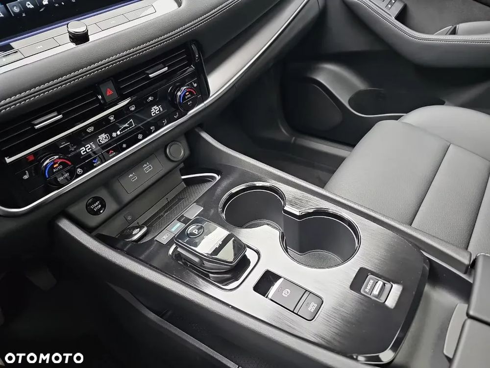 Nissan X-Trail 1.5 VC-T e-POWER N-Connecta e-4ORCE 7os - 7