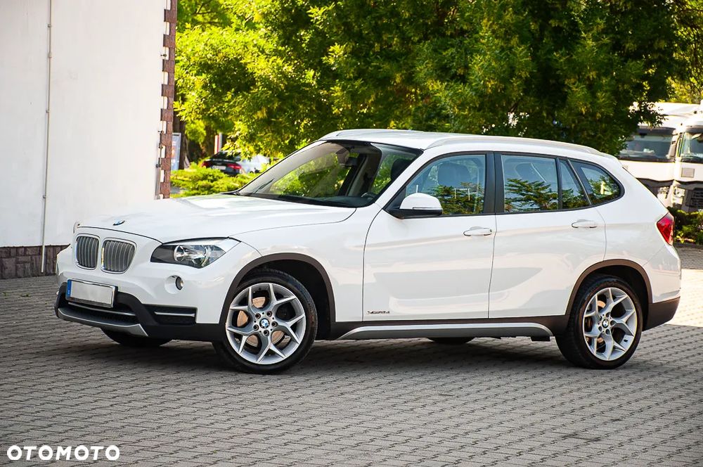 BMW X1 xDrive18d xLine - 13