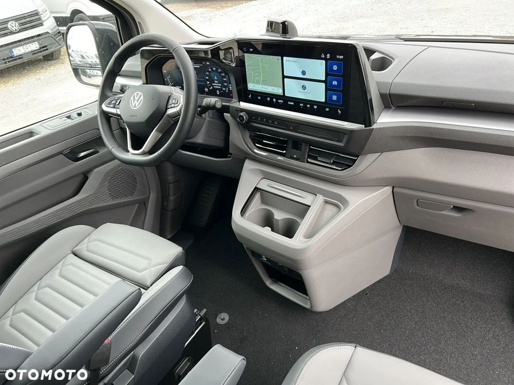 Volkswagen Caravelle - 13