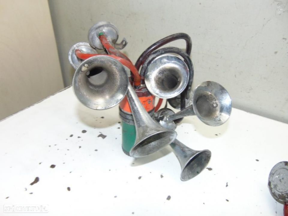 Antigas buzinas a ar - 2