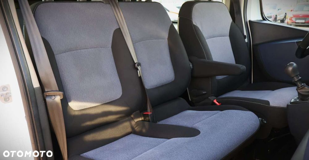 Opel Vivaro - 20
