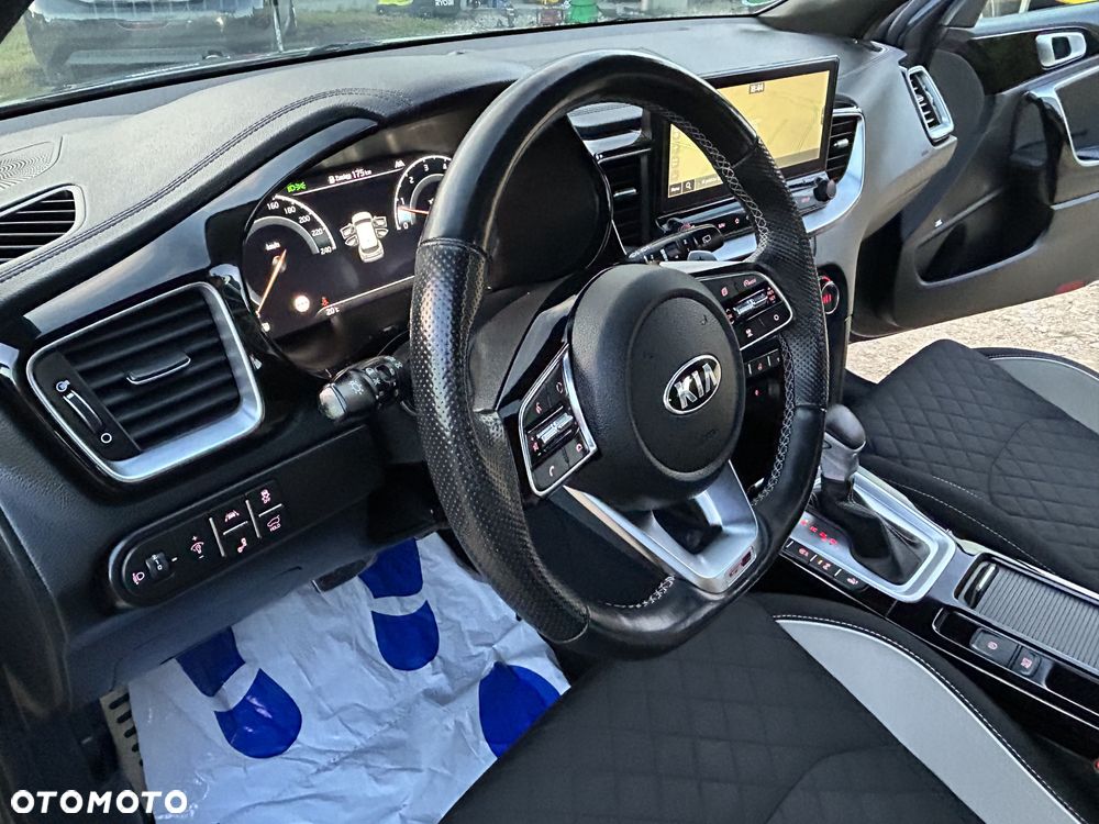 Kia Ceed 1.4 T-GDI DCT OPF GT Line - 15