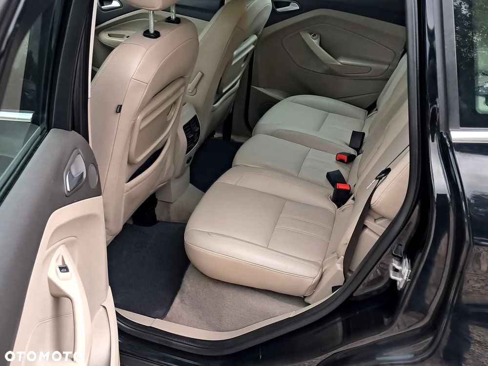 Ford C-MAX 1.6 Titanium - 18