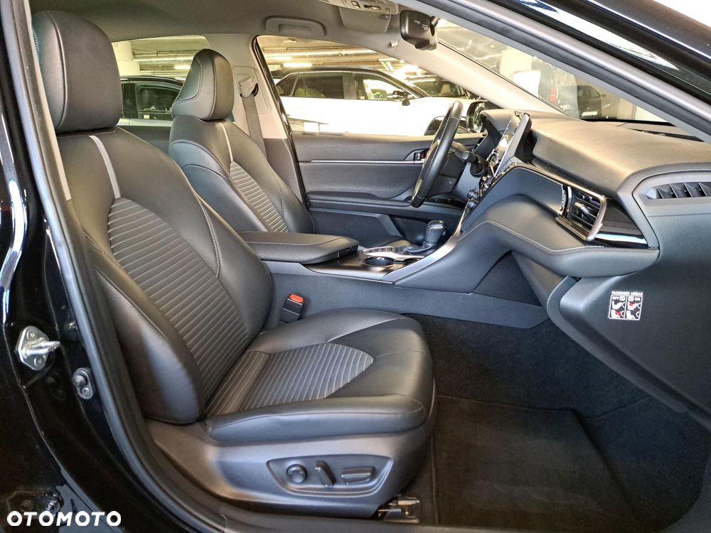Toyota Camry 2.5 Hybrid Prestige CVT - 13