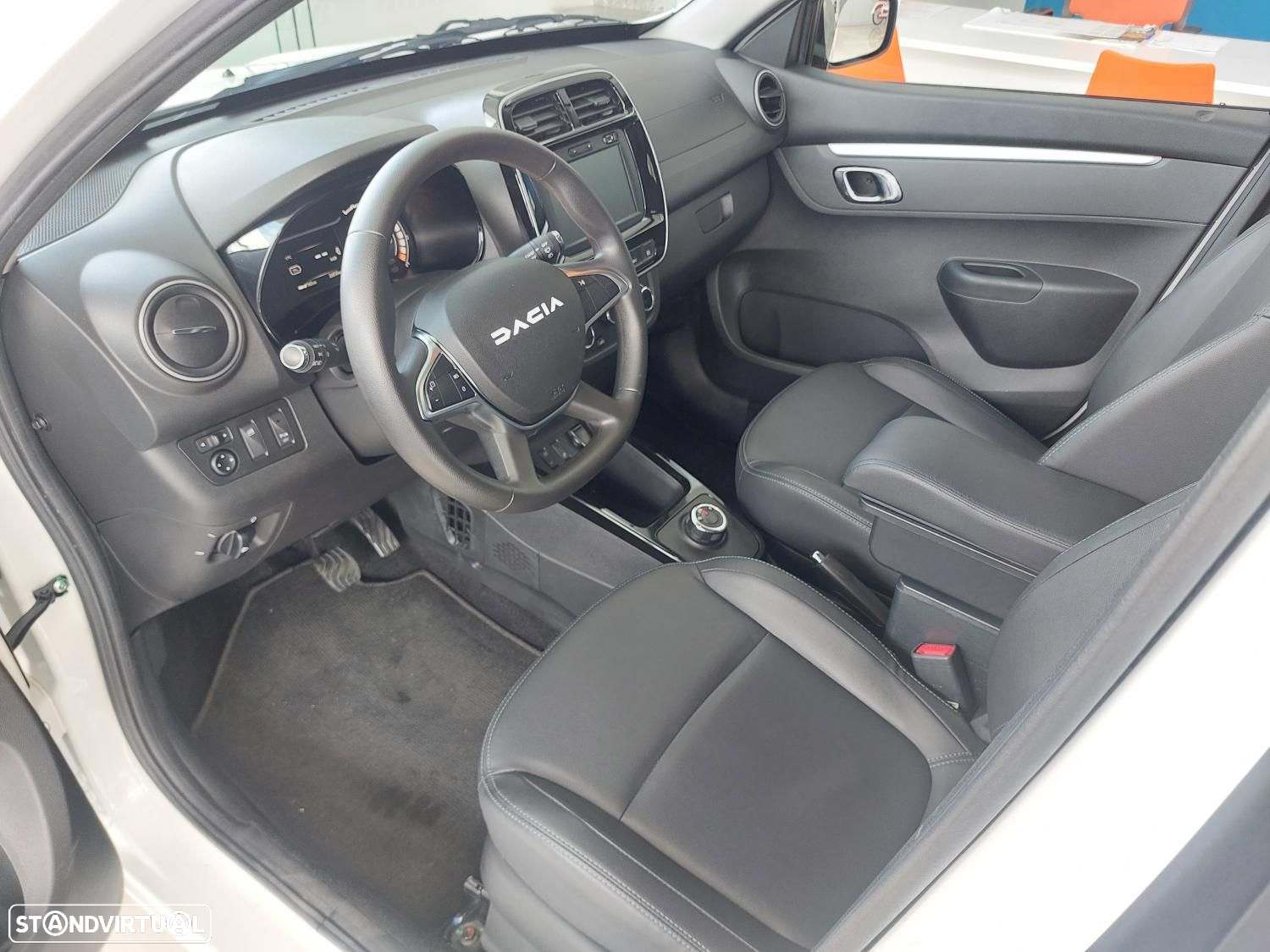 Dacia Spring Electric 45 Essential - 12