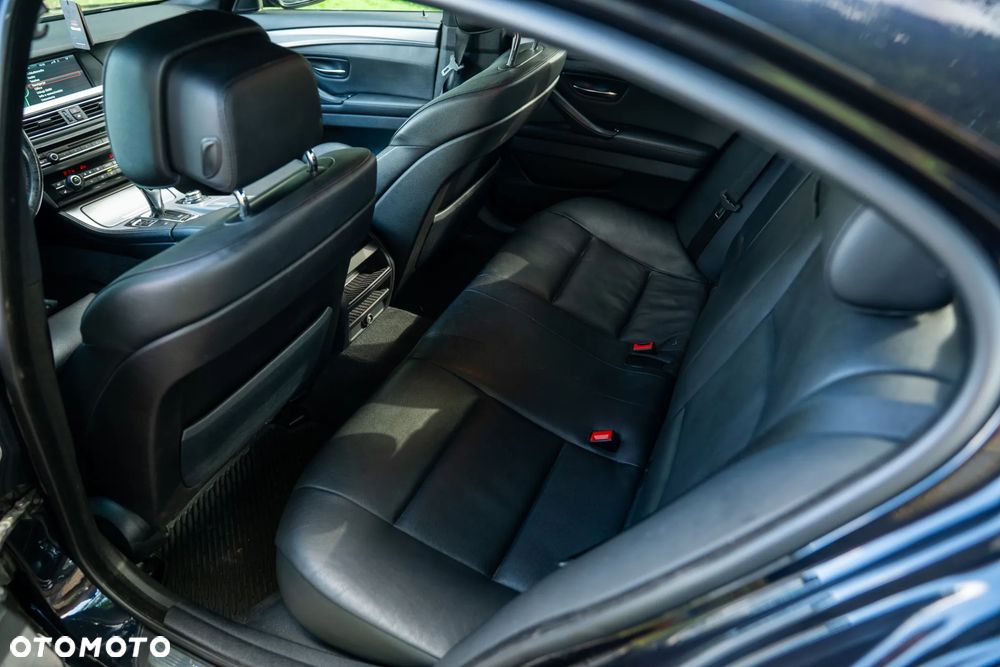 BMW Seria 5 - 34