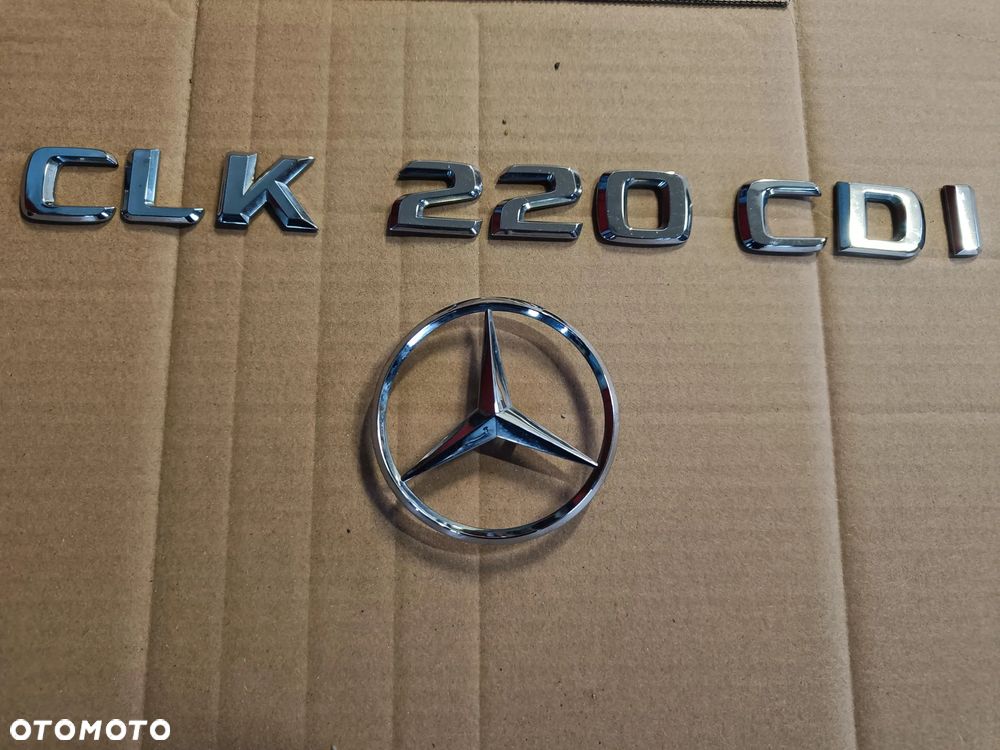 MERCEDES W209 CLK EMBLEMAT ZNACZEK KLAPY ZNACZKI 220 CDI - 1