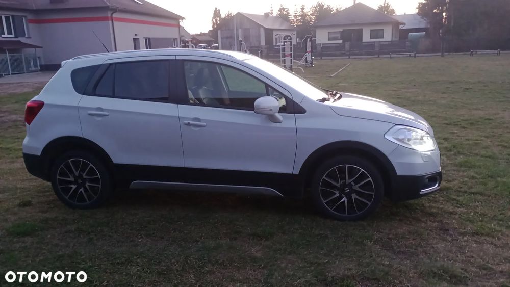 Suzuki SX4 1.6 Premium - 2