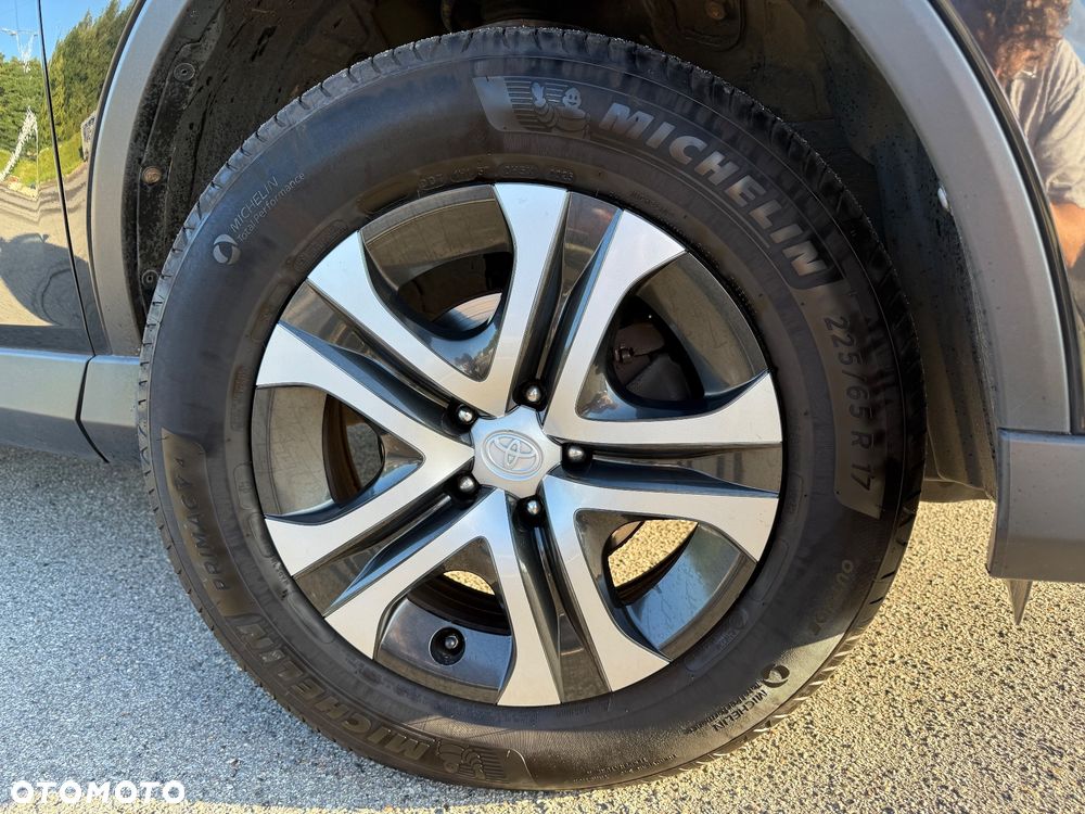 Toyota RAV4 2.0 D-4D Active 4x2 - 13