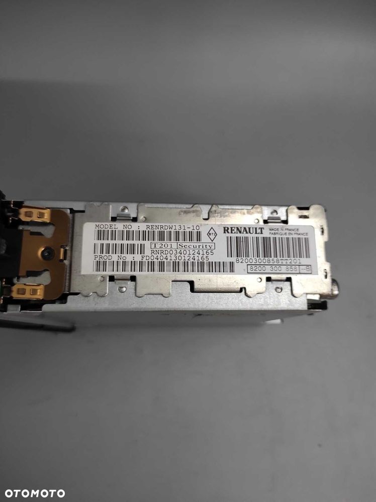 RENAULT SCENIC II, Radio CD, OE: 820.0300.858 - 5