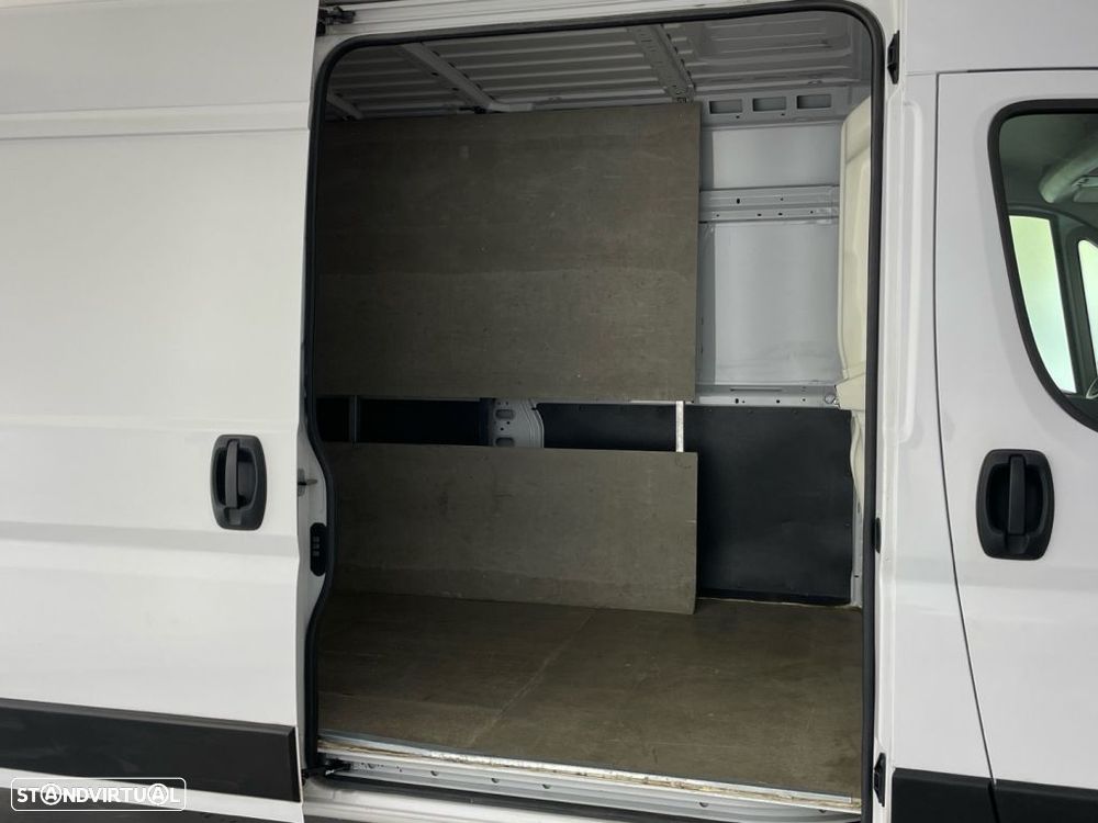 Citroën Jumper 2.2 BlueHDi 35 L2 CD - 12
