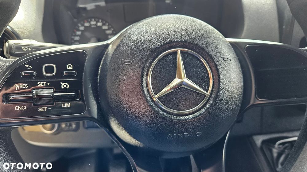 Mercedes-Benz SPRINTER 311CDI 37 - 8