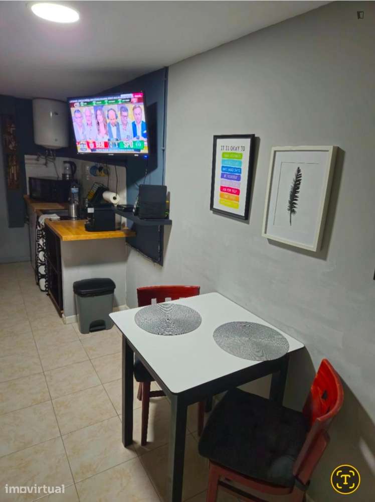 Apartamento com 1 quartos - localizado em Lisbon - Grande imagem: 3/9