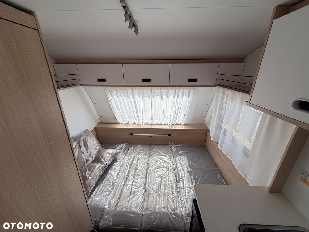 Adria AVIVA 360 DK - 23
