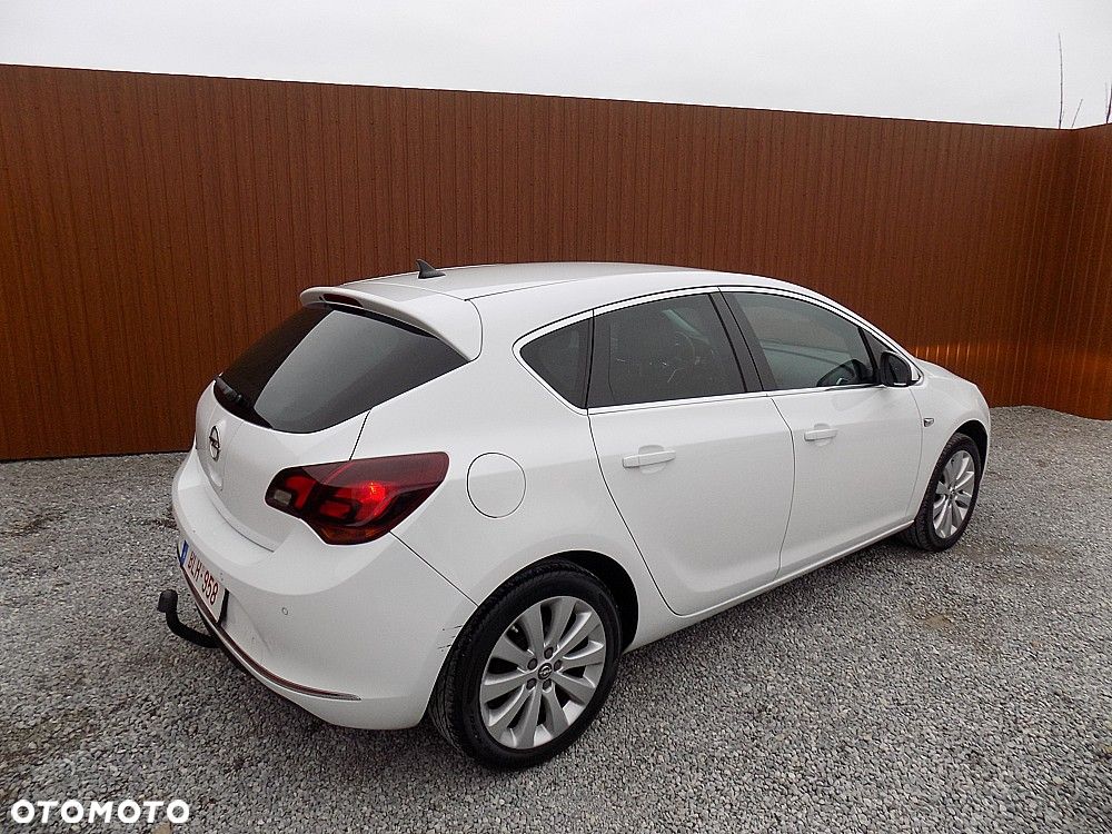 Opel Astra 1.4 Turbo Selection - 4