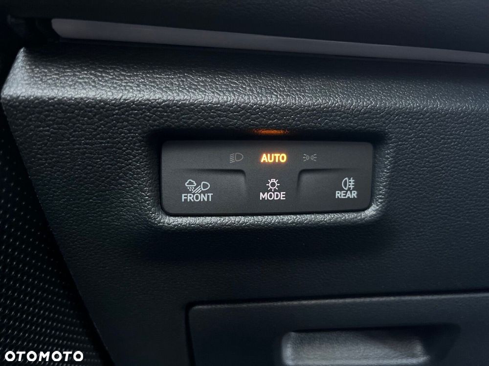 Volkswagen Tayron 1.5 TSI eHybrid PHEV 150kW Elegance DSG - 22
