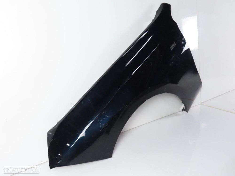 Guarda-lamas Usado / Original BMW 7 (G70) 41359628641 - 2