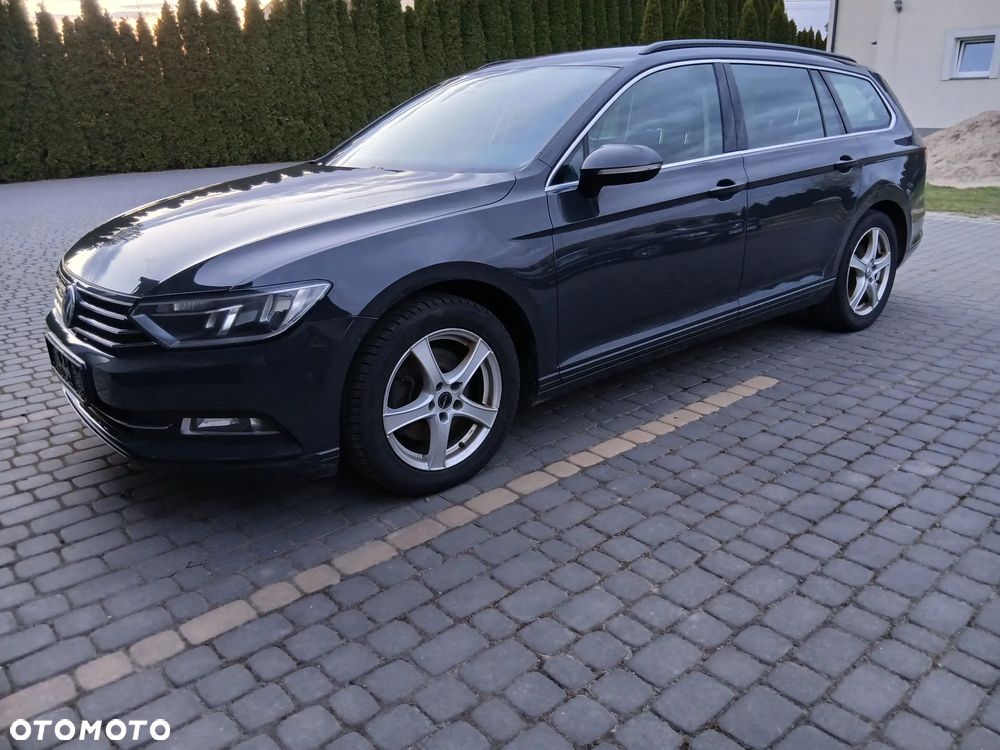 Volkswagen Passat 2.0 TDI (BlueMotion Technology) Comfortline - 1