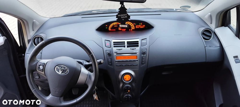 Toyota Yaris 1.33 Luna Start - 34
