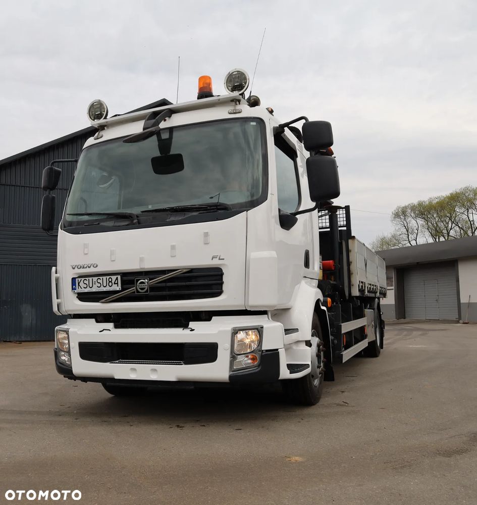 Volvo FL - 4