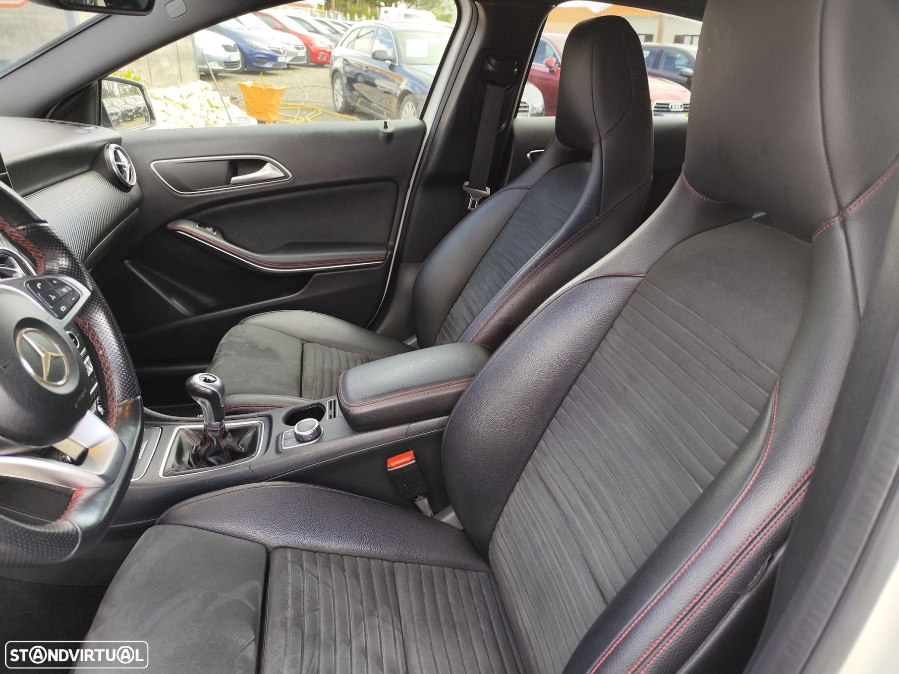 Mercedes-Benz A 200 d AMG Line - 18