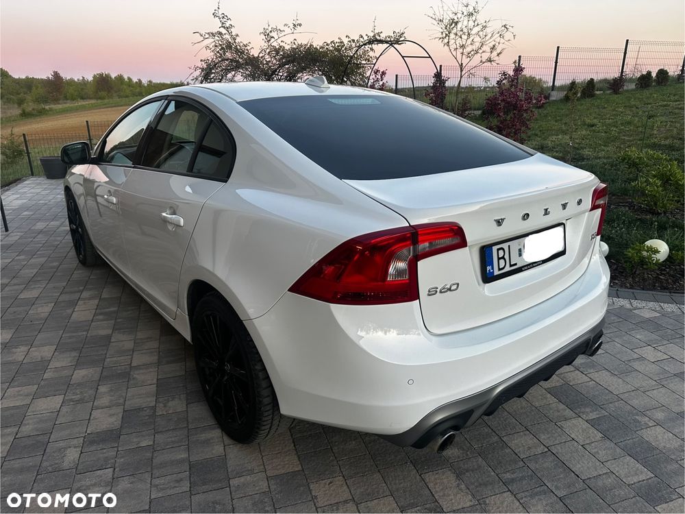 Volvo S60 T5 Geartronic Momentum - 3