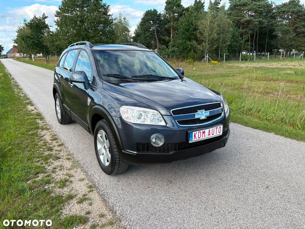 Chevrolet Captiva 2.4 4WD 7 Sitzer LT - 3