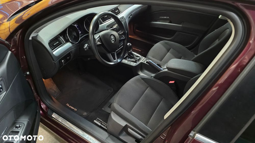 Skoda Superb 1.8 TSI Ambition DSG - 4