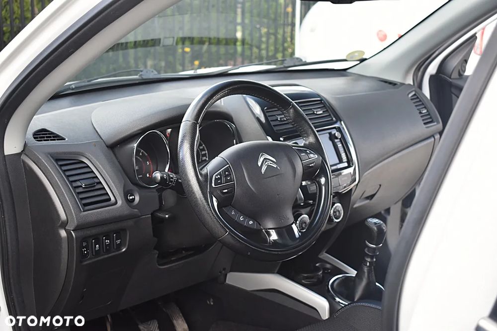 Citroën C4 Aircross 1.6 HDi STT 4x2 Exclusive - 17