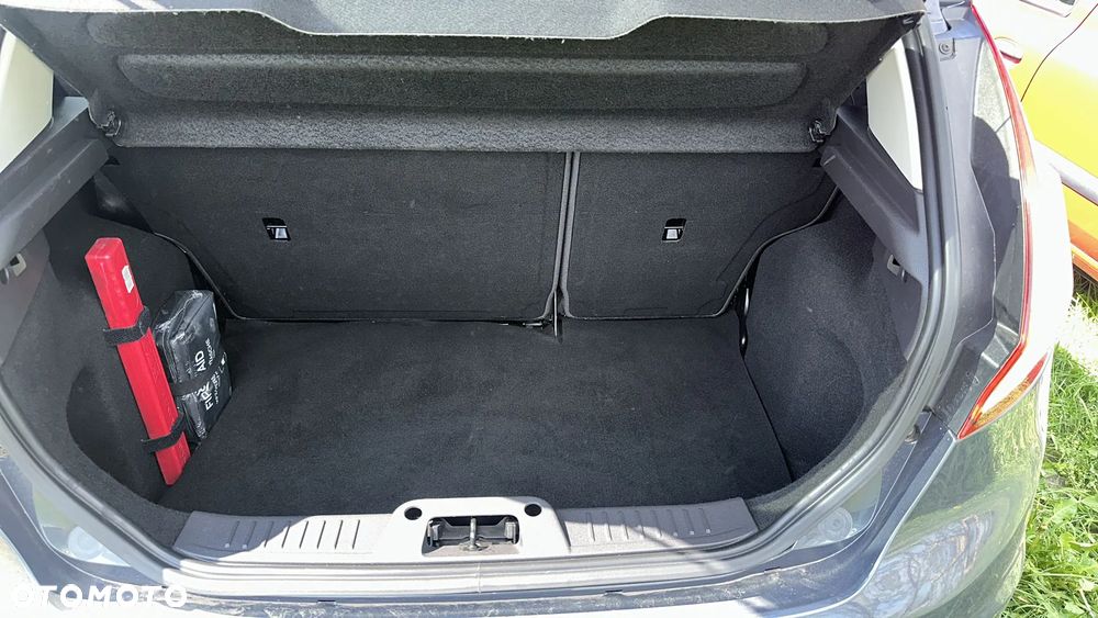 Ford Fiesta - 13