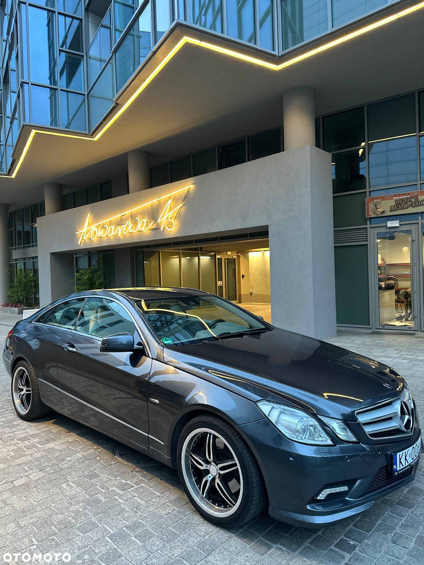 Mercedes-Benz Klasa E - 2
