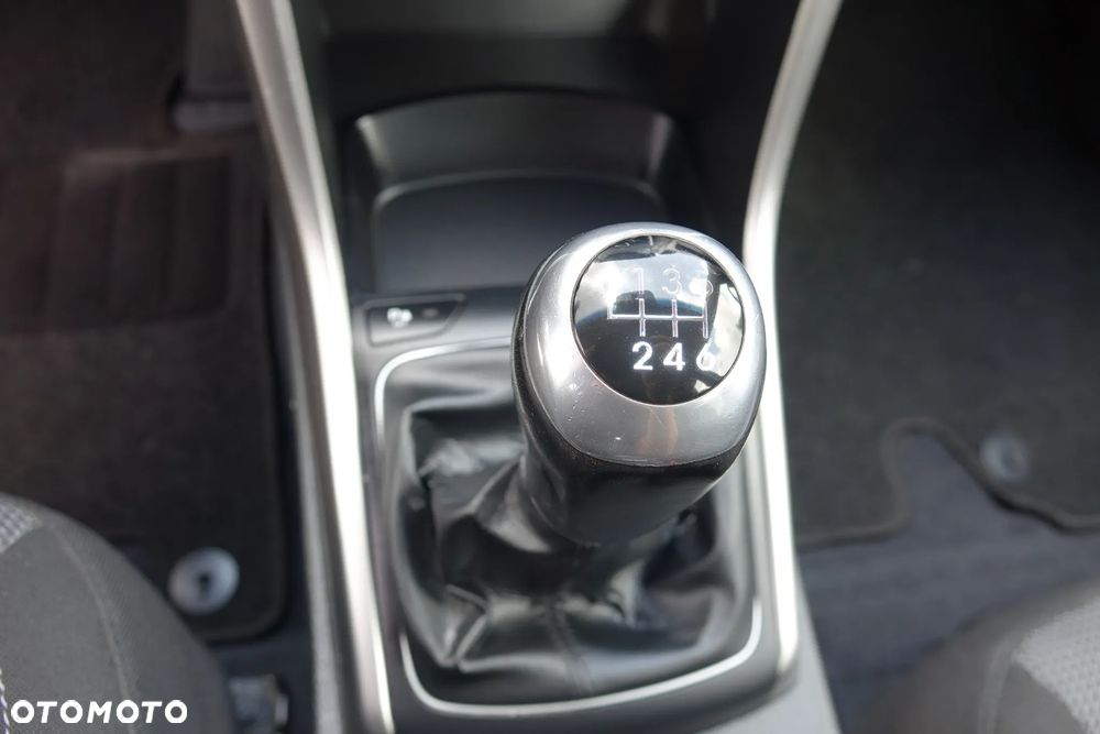 Hyundai i30 - 23