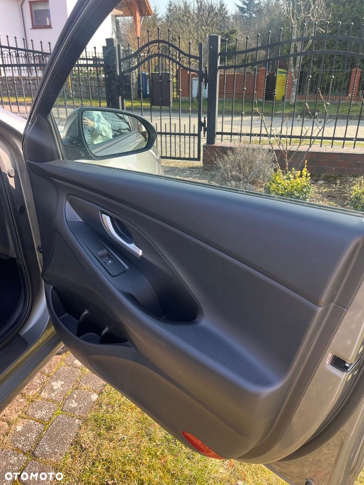 Hyundai i30 1.4 Classic + - 22