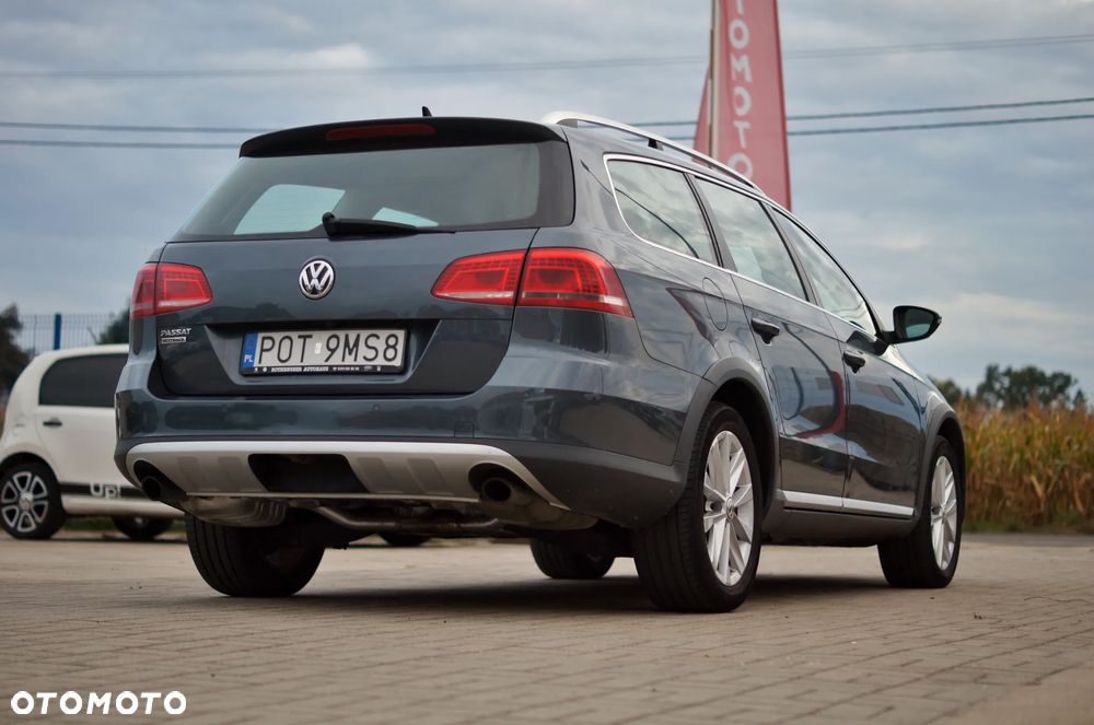 Volkswagen Passat Alltrack 2.0 TDI 4Motion DSG BlueMotion Tec - 33